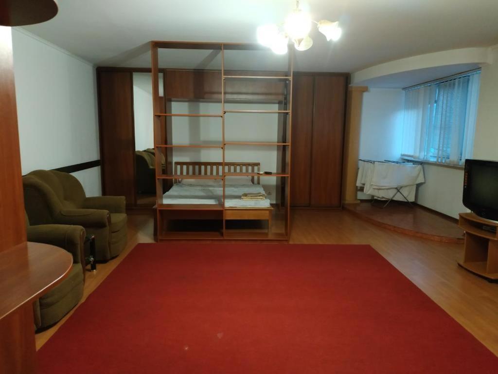 Nice Apartment Near Gulliver Kiev Extérieur photo